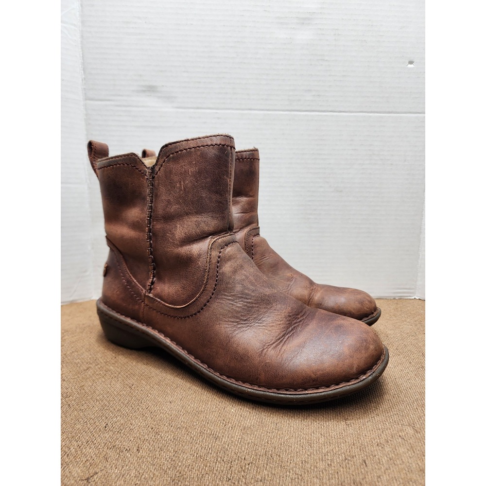 UGG Neevah Brown Leather Side Zip Sheepskin Lined Warm Ankle Boots Womens Sz 11